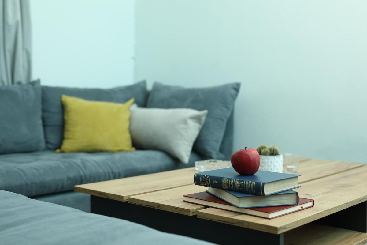 Nikea apartment near Piraeus port and metro st I - Housity