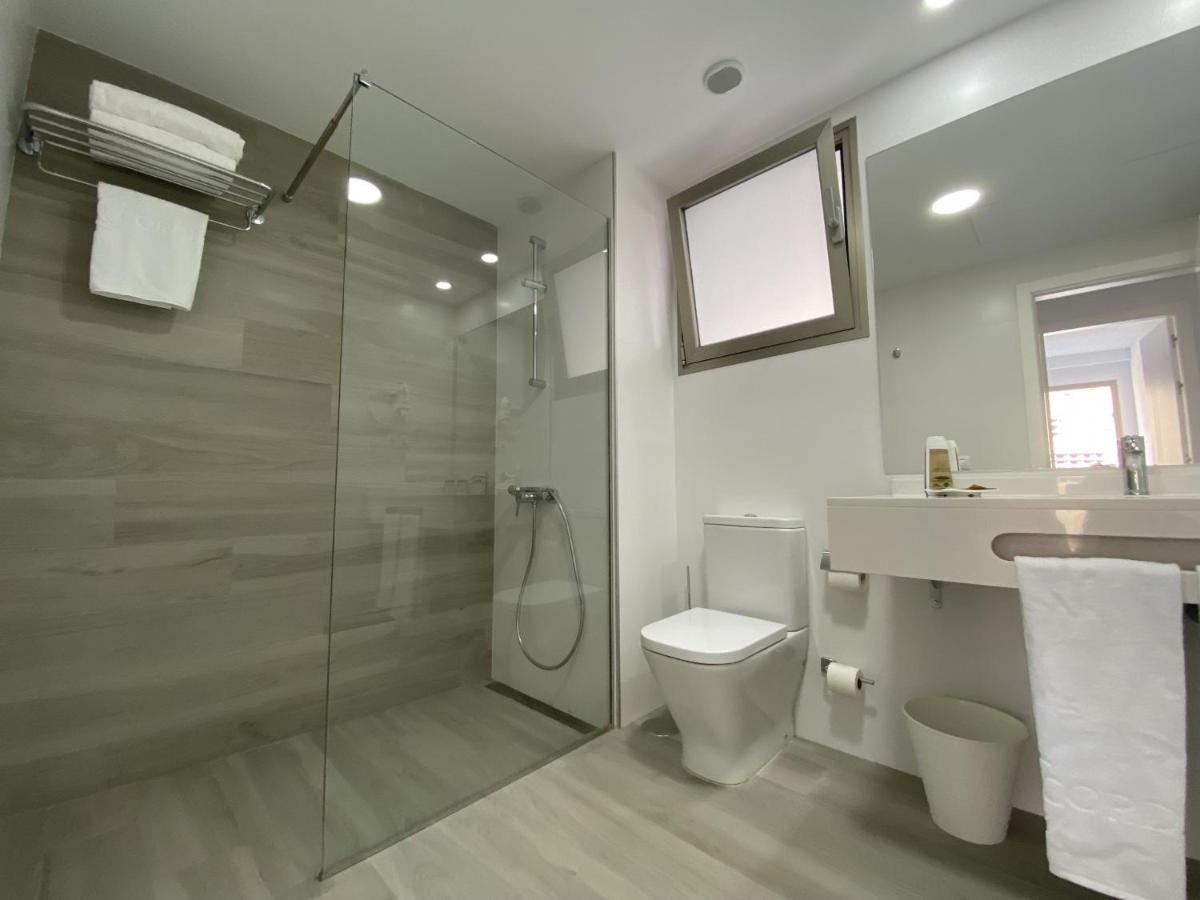 Suitetrails - Modern apartment with shared pool