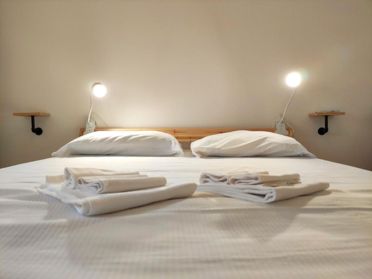 Airport Inn Preturo Affittacamere - Housity