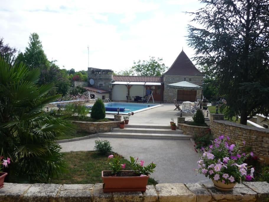 Gîte dans propriété périgourdine - Housity