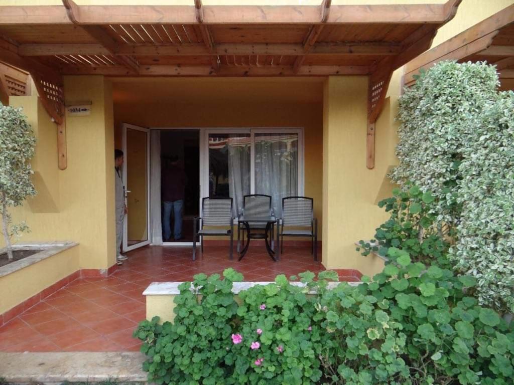 Patio suit, Porto marina - Housity
