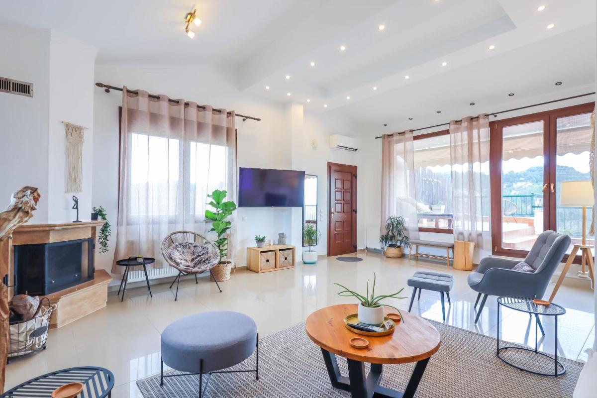 Villa Acropolis Serres Next to Center Parking - Housity