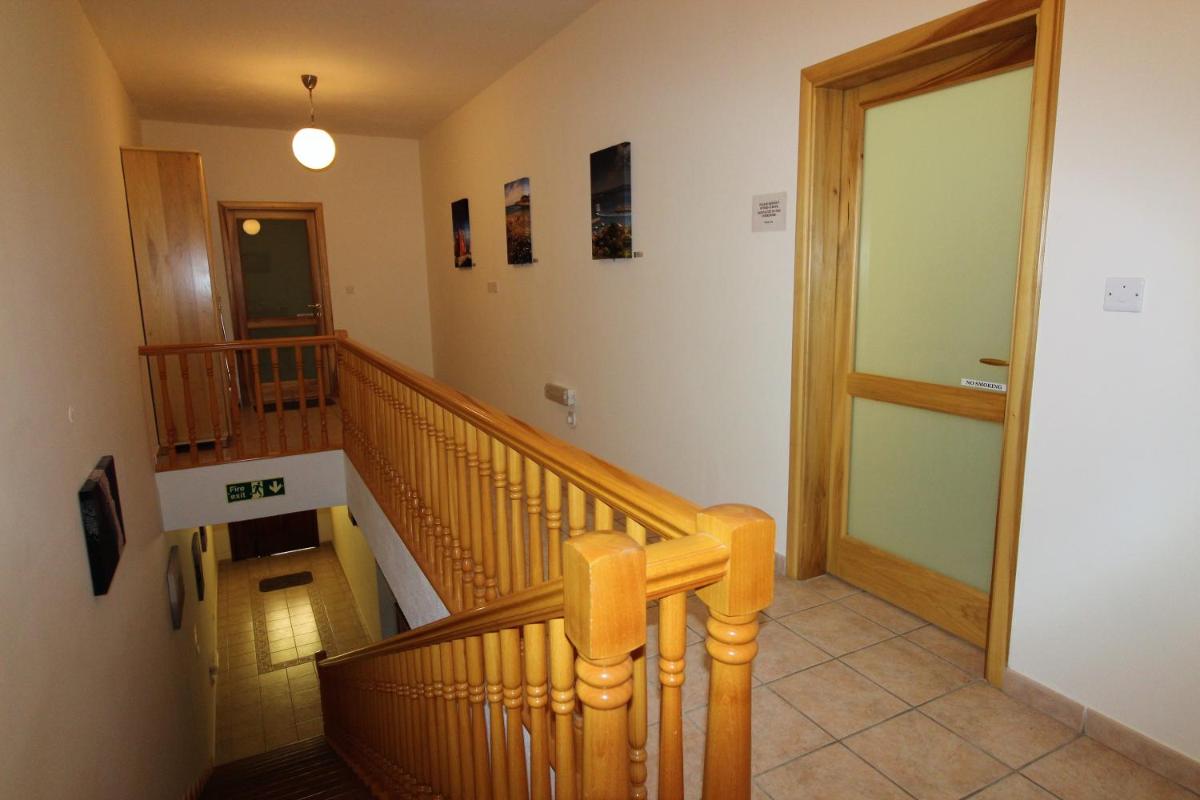 Townhouse Duplex with Terrace - Housity