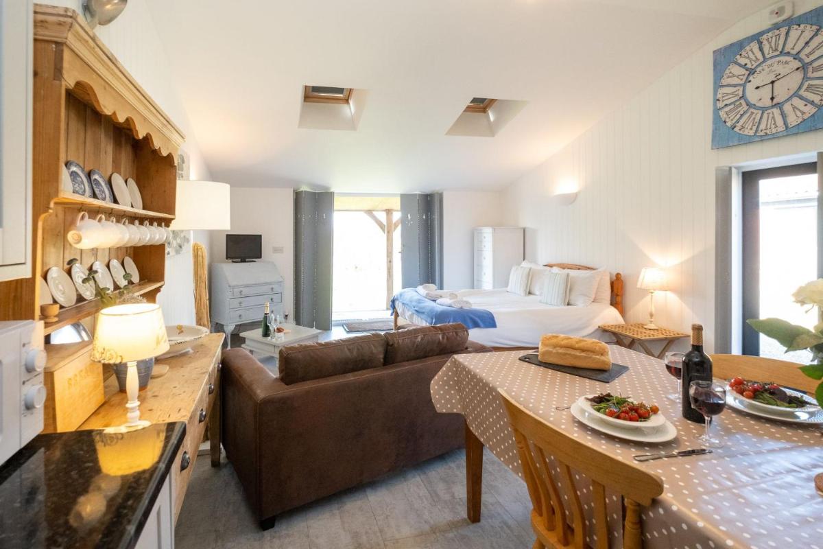 East Green Farm Cottage - Studio Barn - Aldeburgh Coastal Cottages - Housity