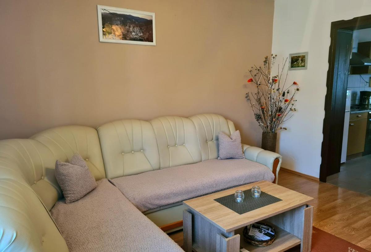 Apartment & Room Monika - Housity
