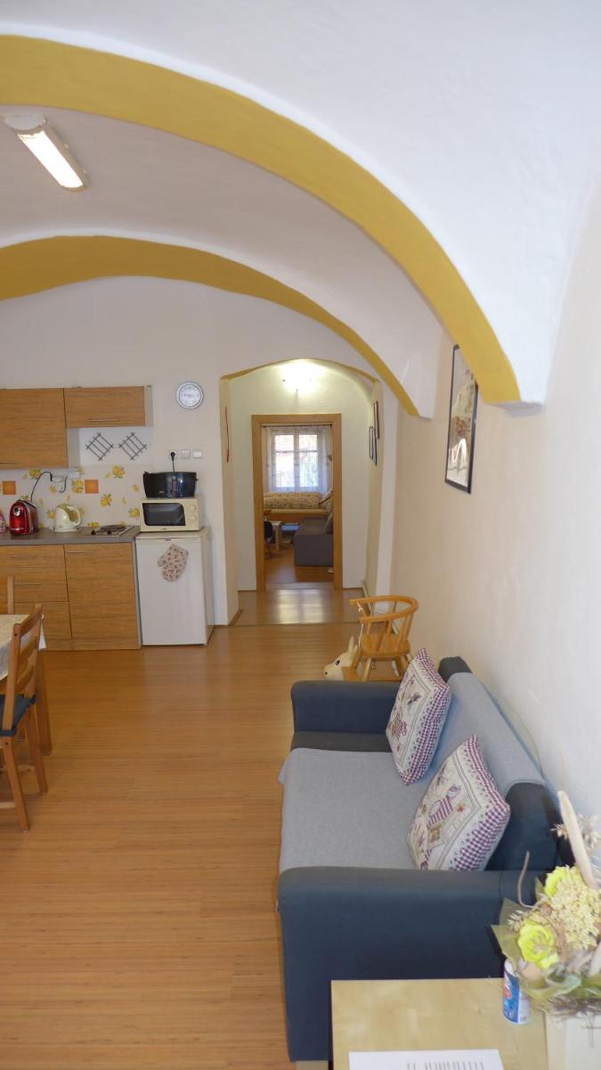 Apartman Pod Kostelem - Housity