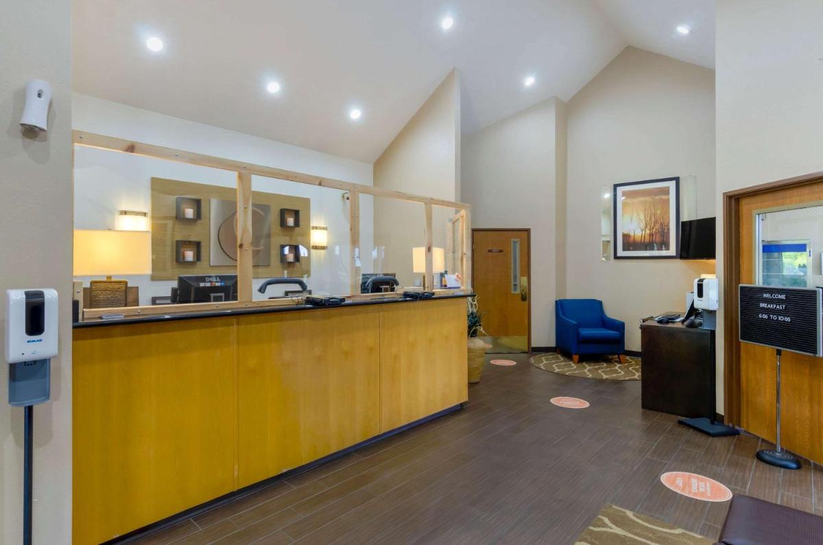 Comfort Inn Atkins-Marion I-81 - Housity