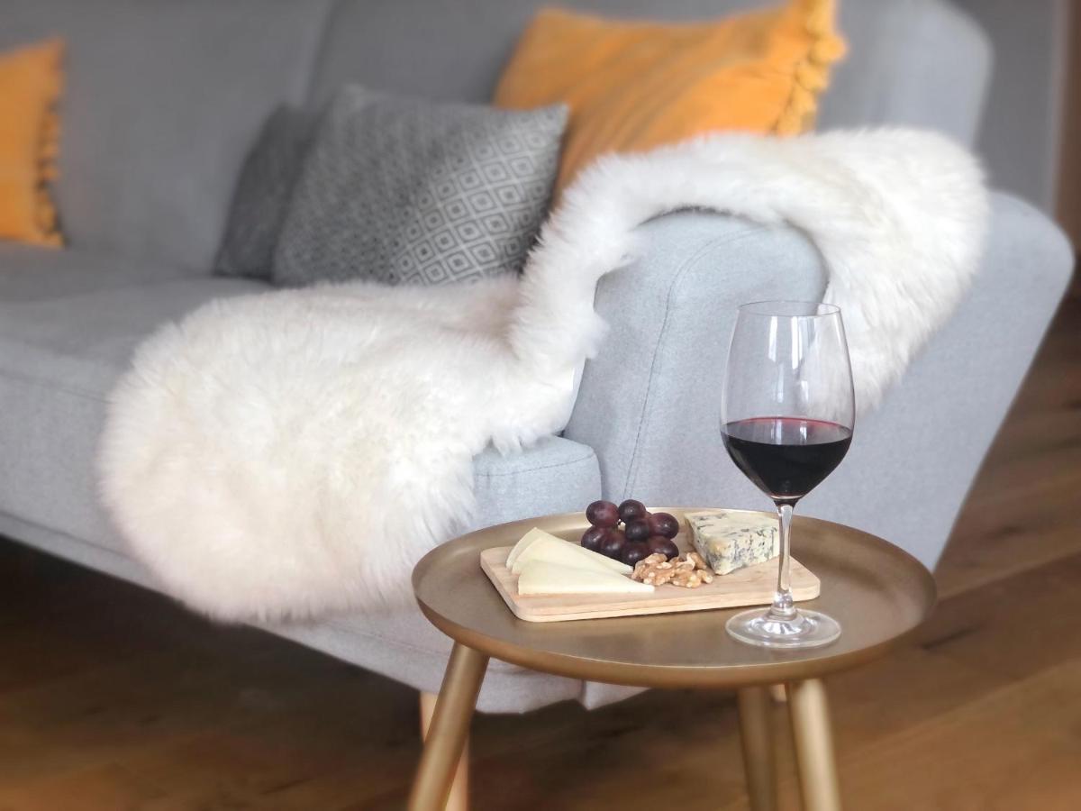 Cozy & warm apartment in Oberägeri - Housity