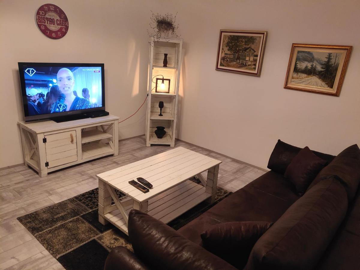 Apartman Zemun Centar - Housity