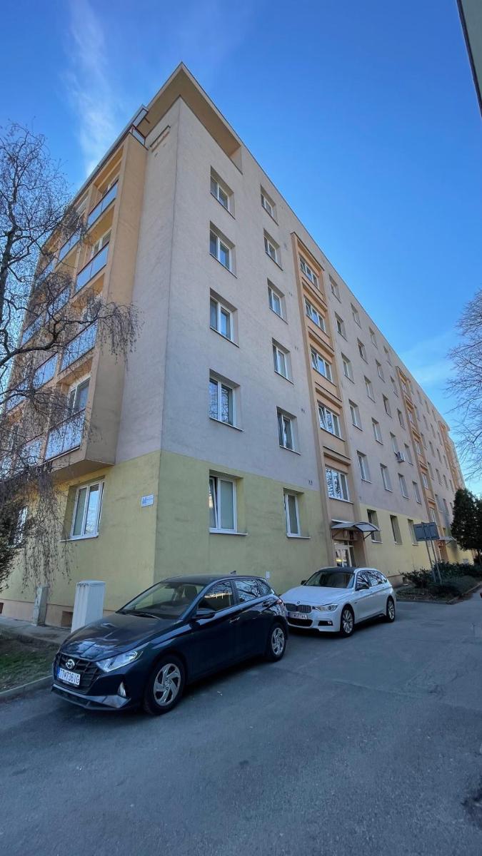 Apartment Hospodárska - Housity