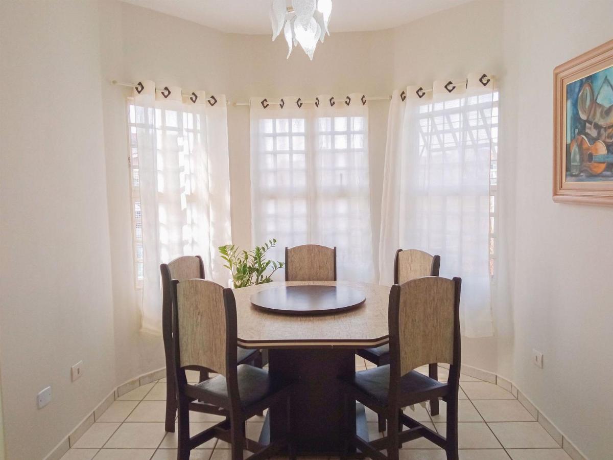Casa Azul Antares 3 Quartos - Pet Friendly - Housity