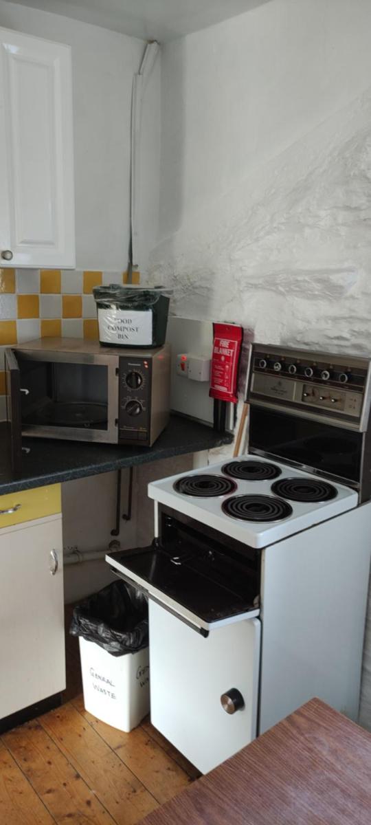Toad Hall Hostel - Housity