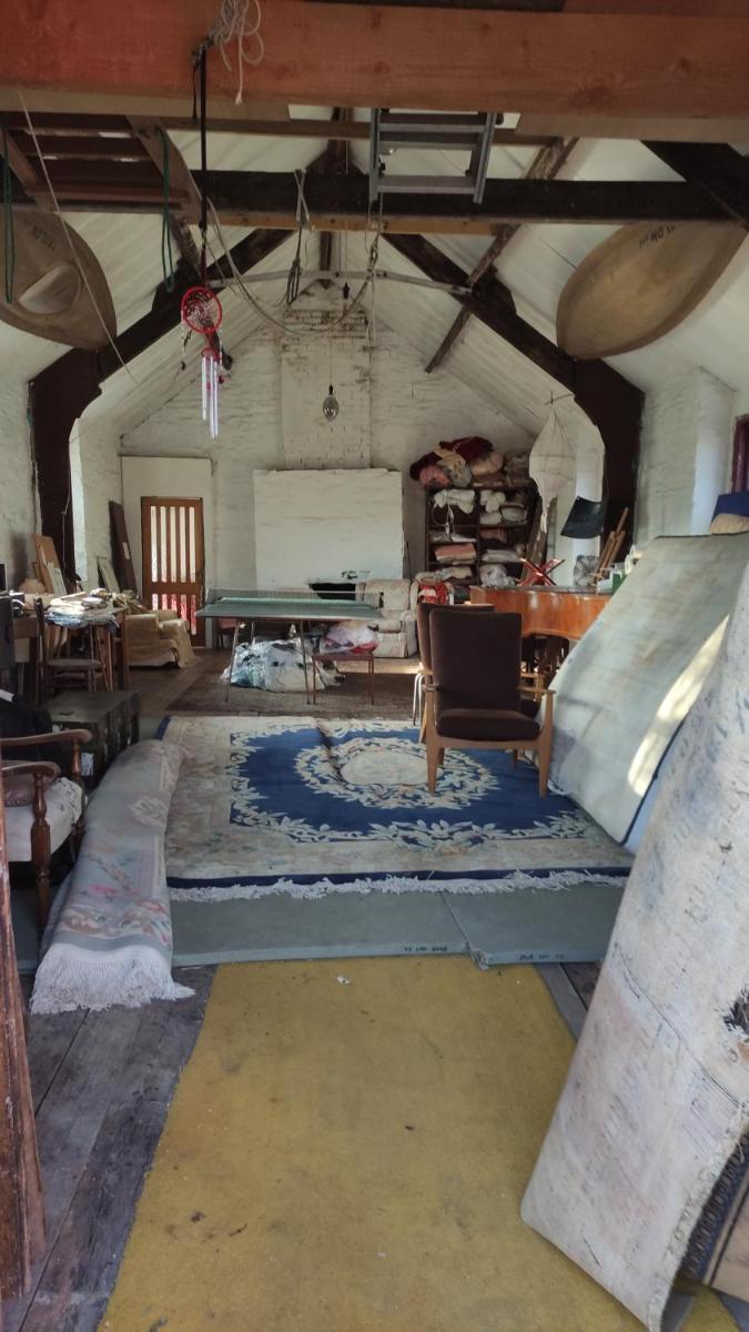 Toad Hall Hostel - Housity