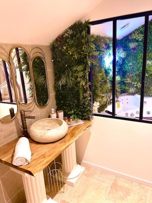 Romantica Spa - Housity