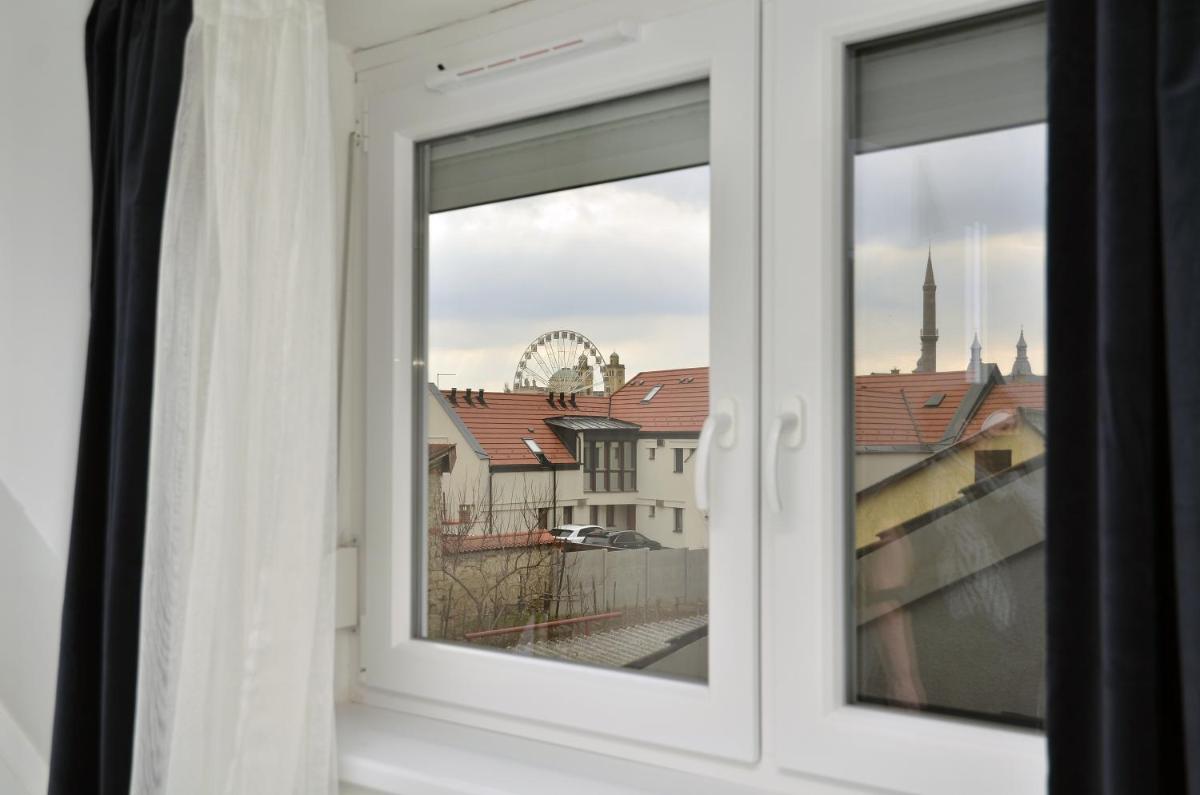 Bence Castle House - Housity