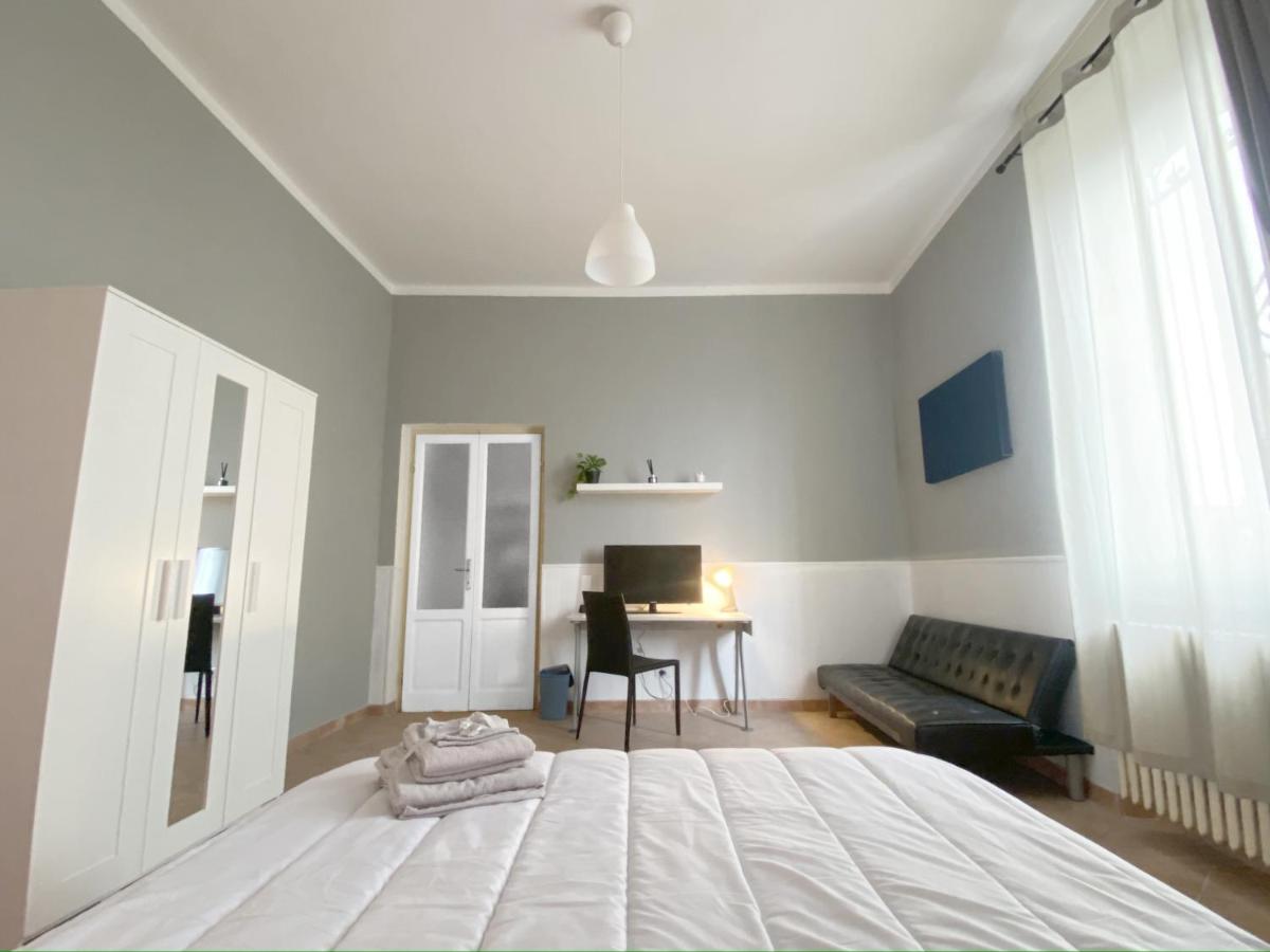 Intero Appartamento spazioso e luminoso con Suite - Housity