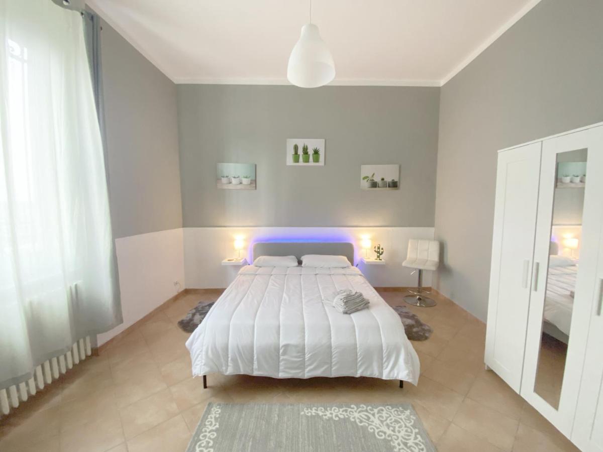Intero Appartamento spazioso e luminoso con Suite - Housity