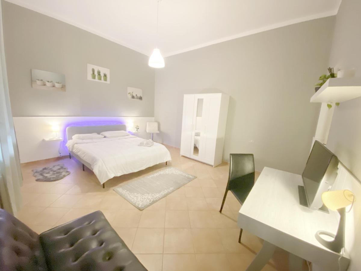Intero Appartamento spazioso e luminoso con Suite - Housity