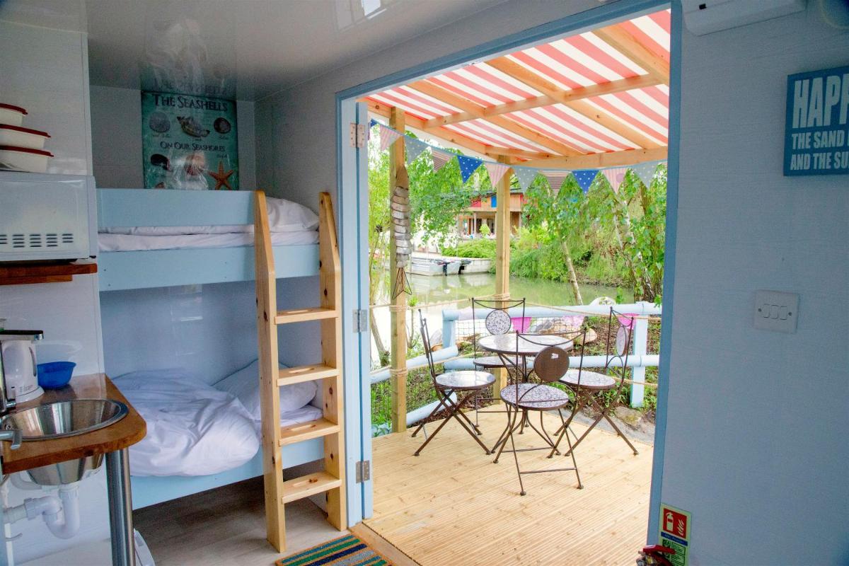 Adventurer's Village Milton Keynes - Housity