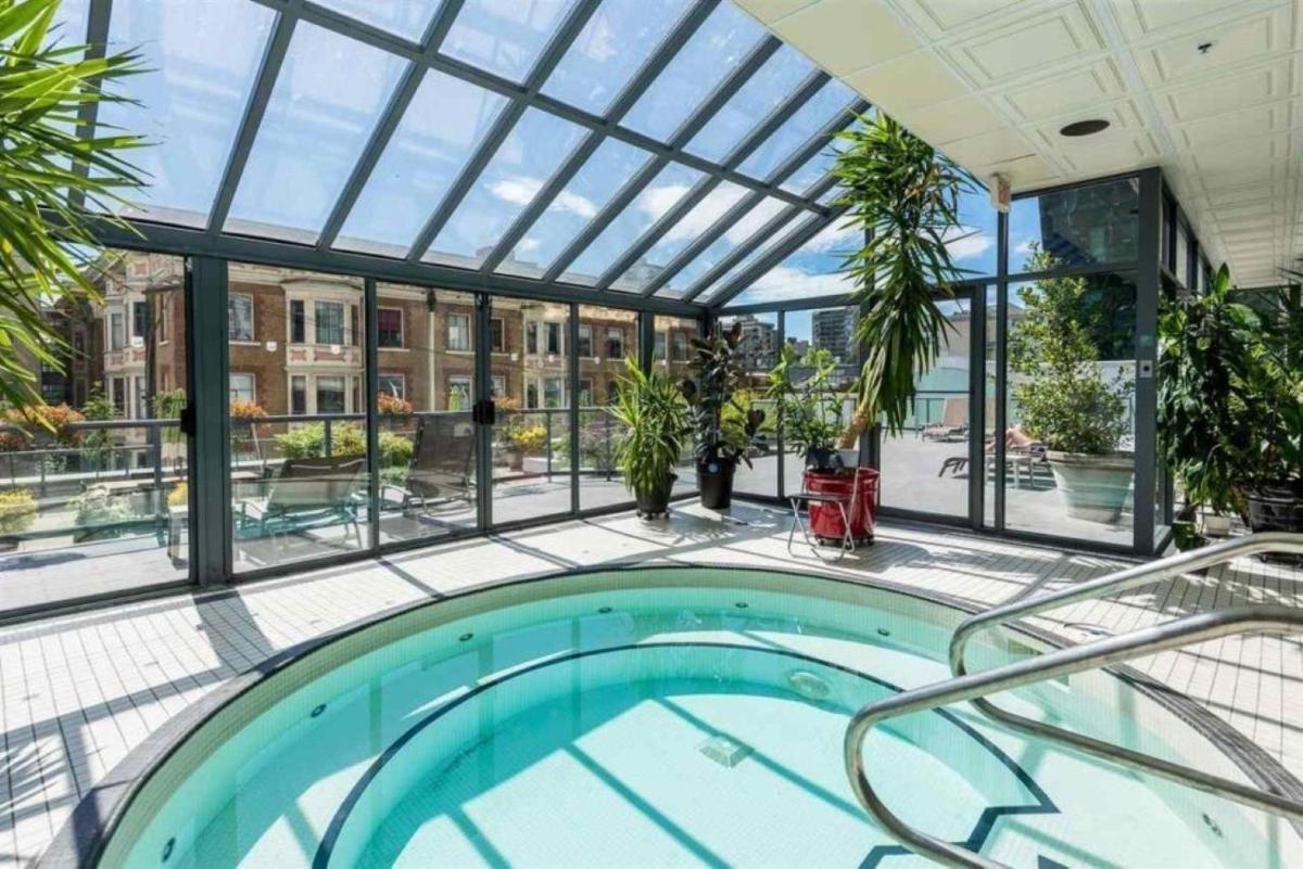 Perfect Upscale Location, Cozy 1 bdrm Unit - Housity