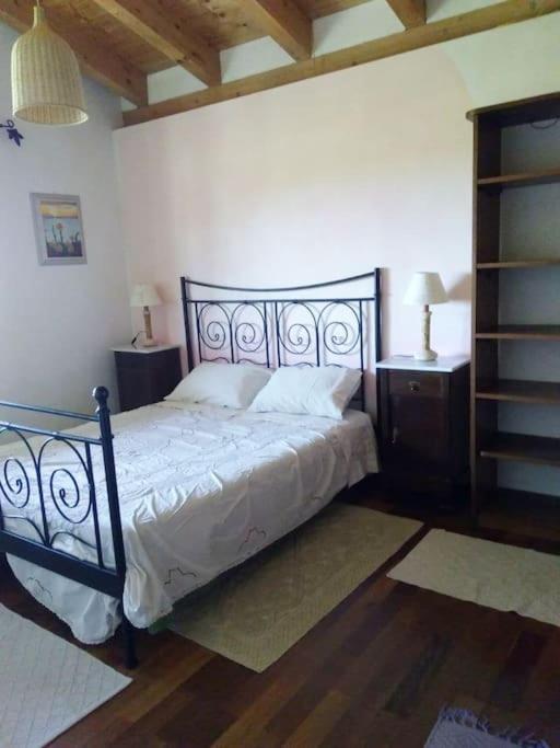 Casa Vacanza Is Istrias - Housity