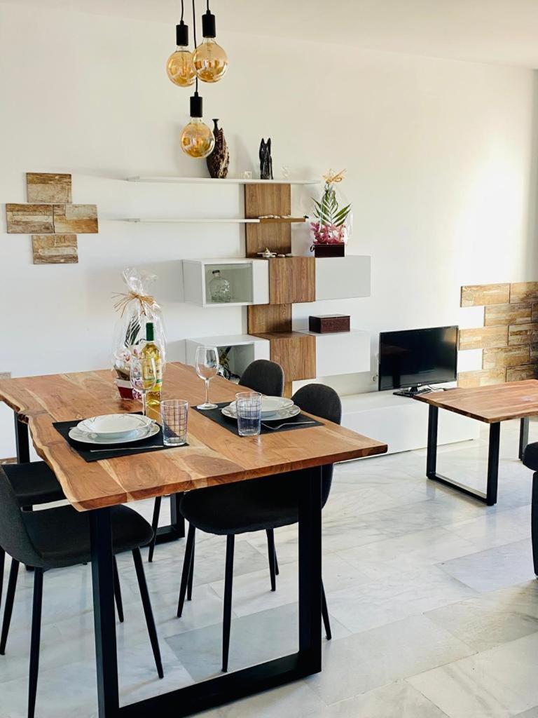 Encantador ático con chimenea y piscina en Almería - Housity