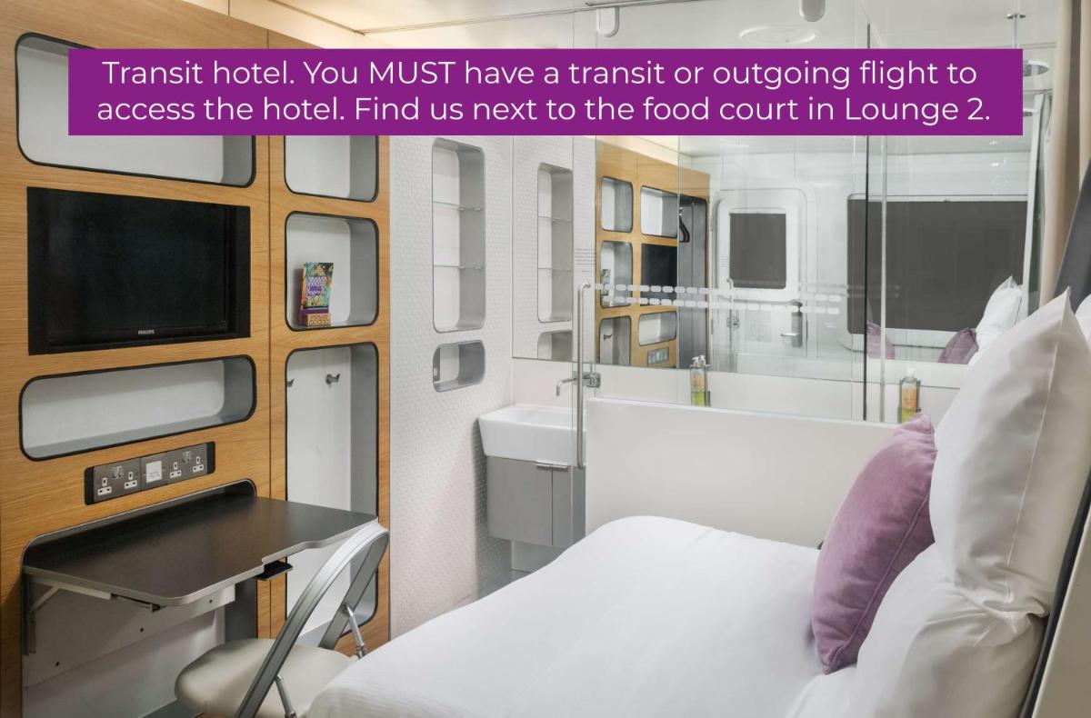 YOTELAIR Amsterdam Schiphol Transit Hotel - Housity