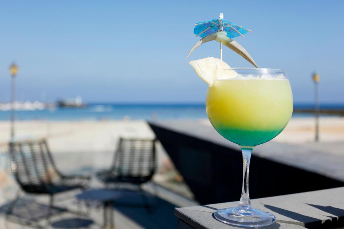 Bebidas en Eurostars Las Salinas