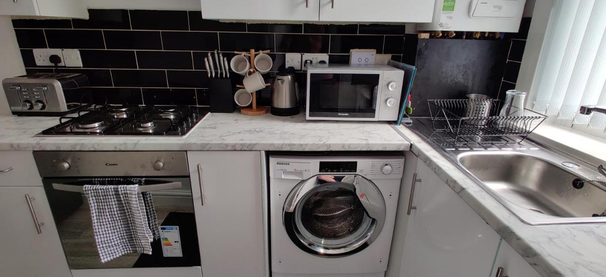 Homebird Property - Ashton House - Housity