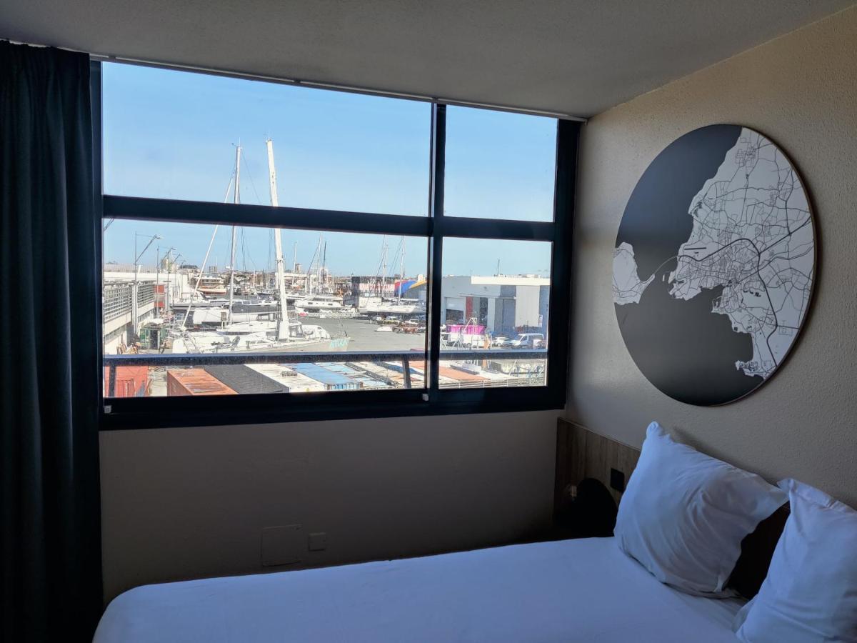 B&B HOTEL La Rochelle Centre Les Minimes - Housity