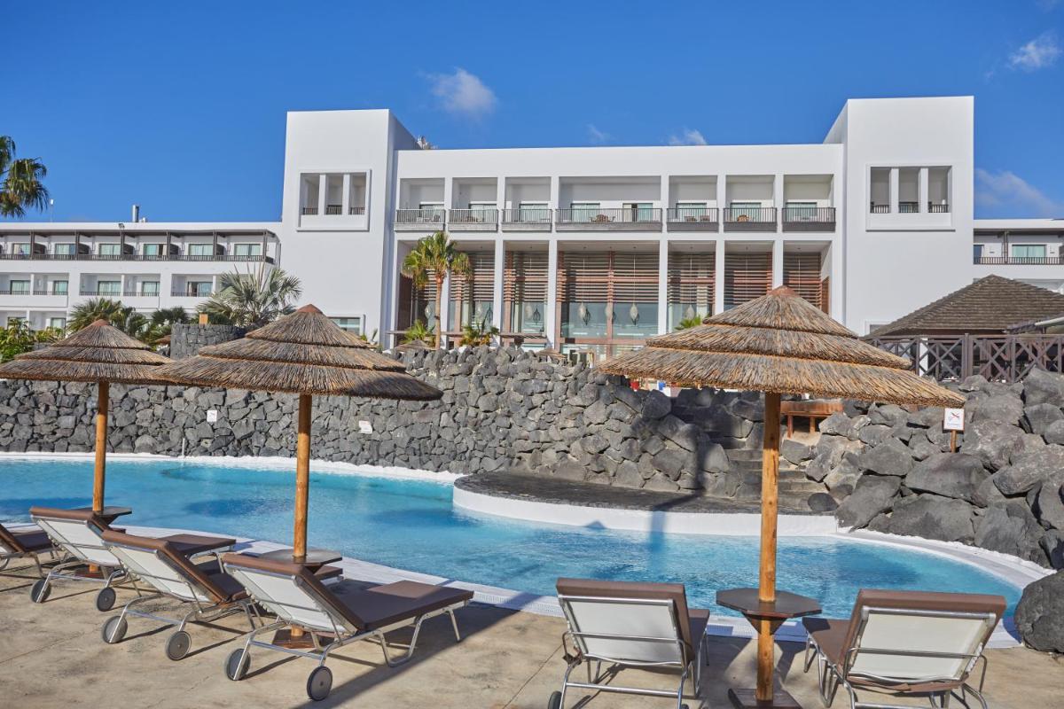Piscina en o cerca de Secrets Lanzarote Resort & Spa - Adults Only (+18)