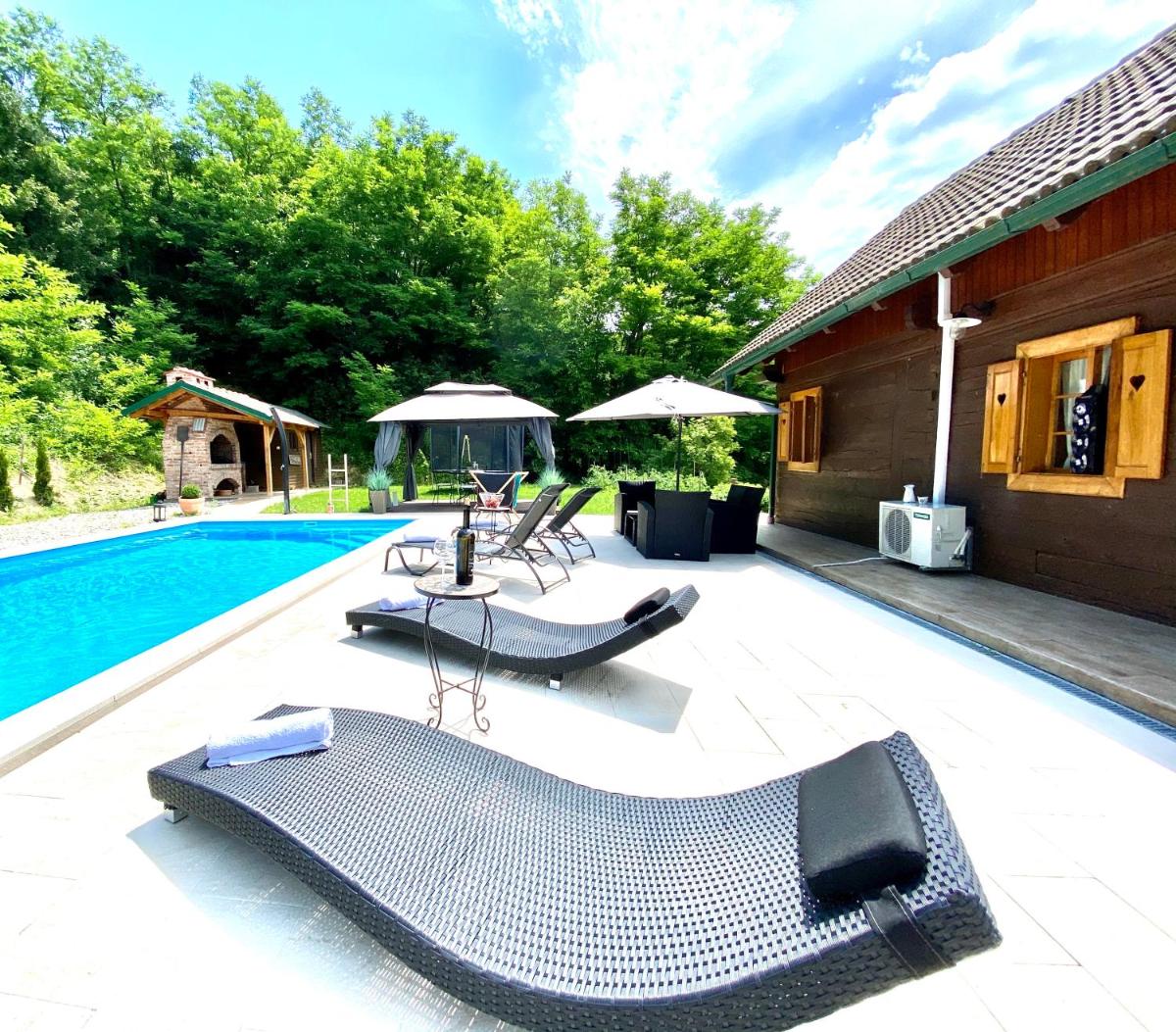 Holiday House Dorota - Housity
