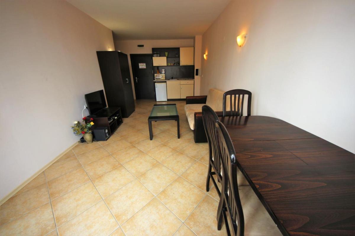 Suitetrails - Sunset Beach - Menada Apartments