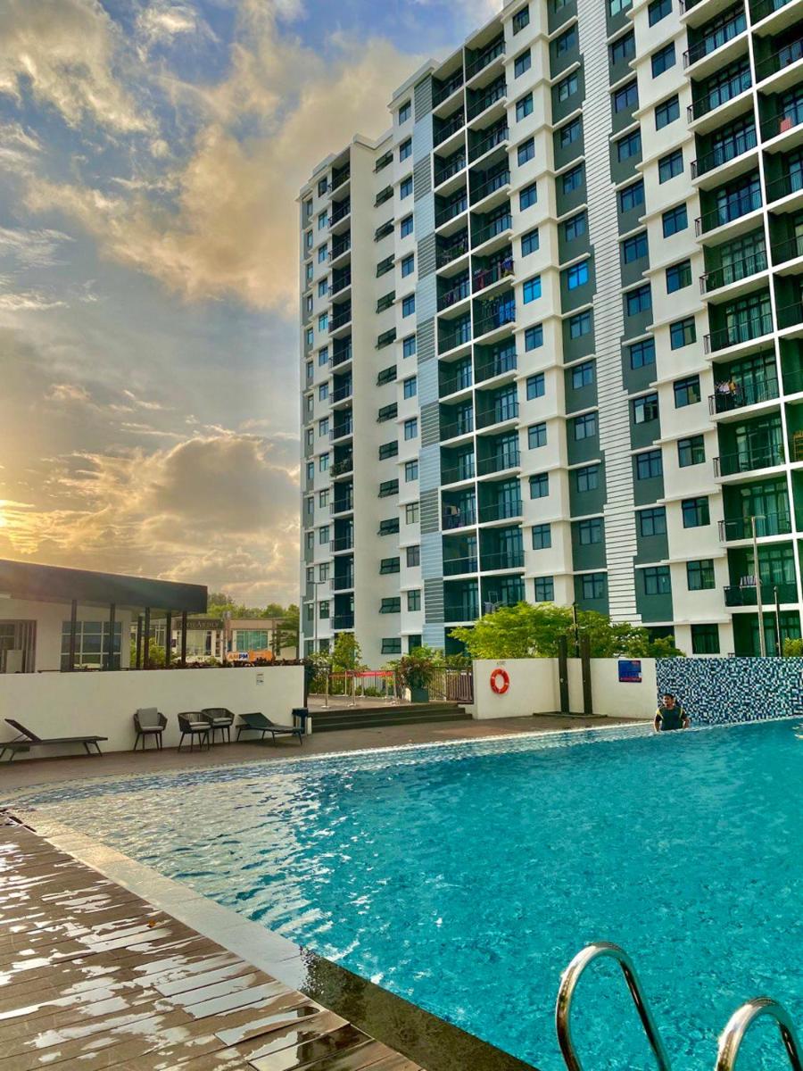 AUSTRADE VACATION HOMES in Desaru Utama Residence - Housity