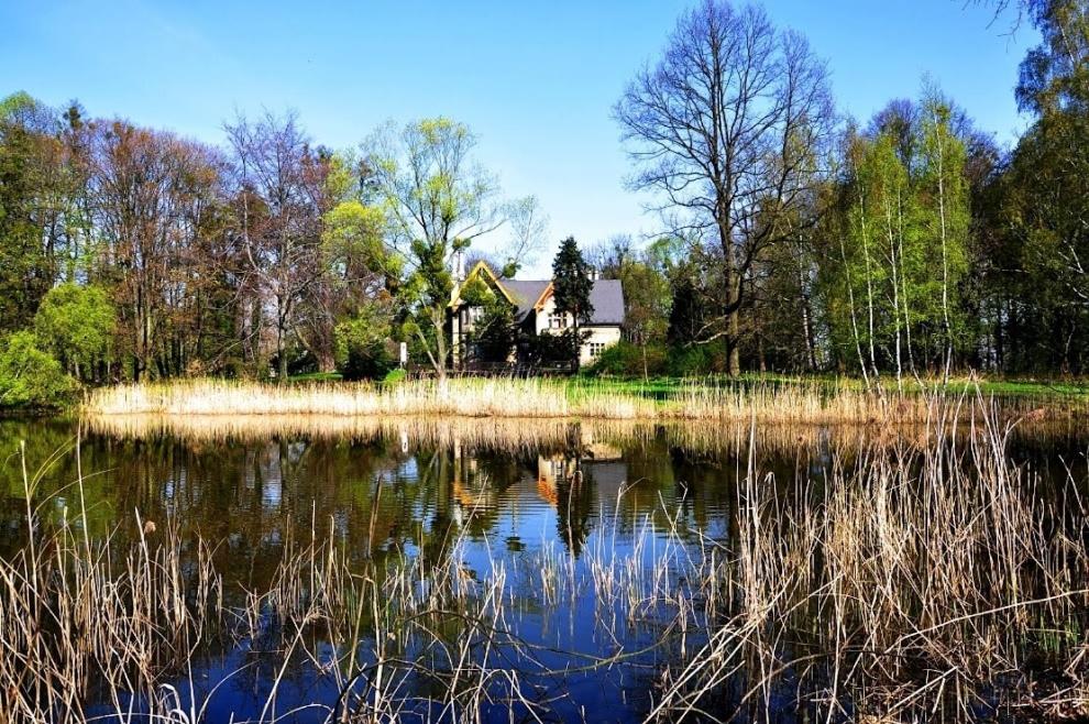 Lovecký Zámeček Šilheřovice - Housity