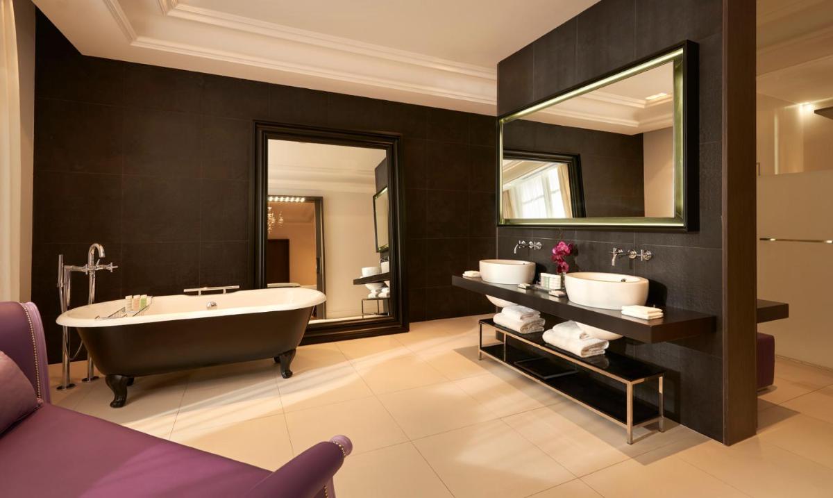 Salle de bains dans l'établissement InterContinental Marseille - Hotel Dieu by IHG