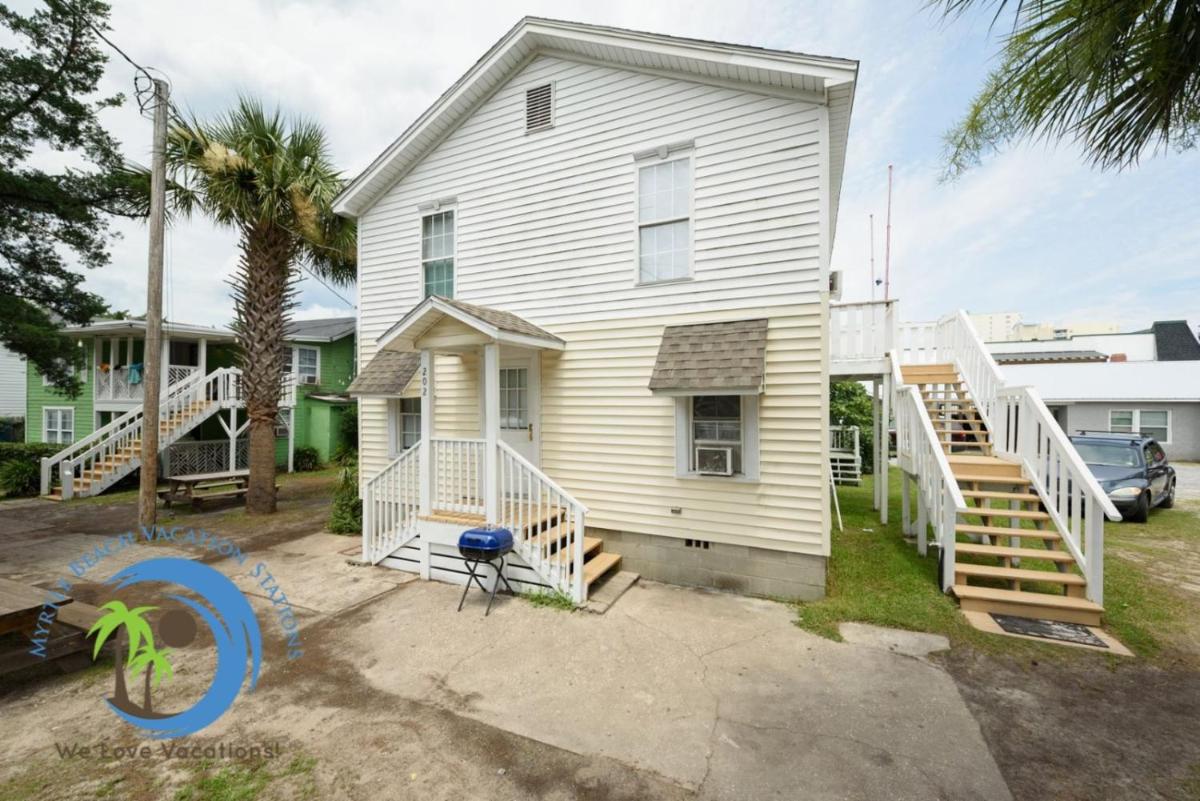 G 1st Floor Main Street Cottage - Housity