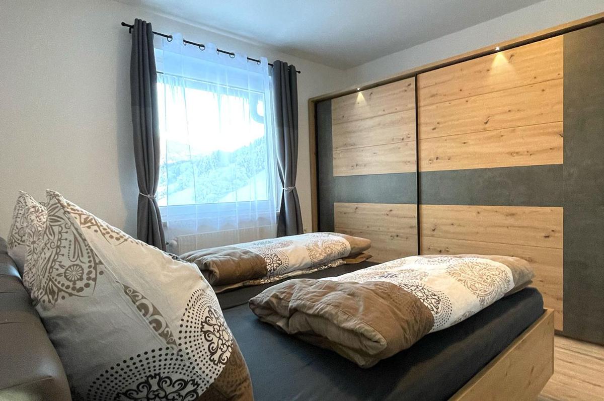 Schöne Ferienwohnung, Familienfreundlich 130m2 - Housity