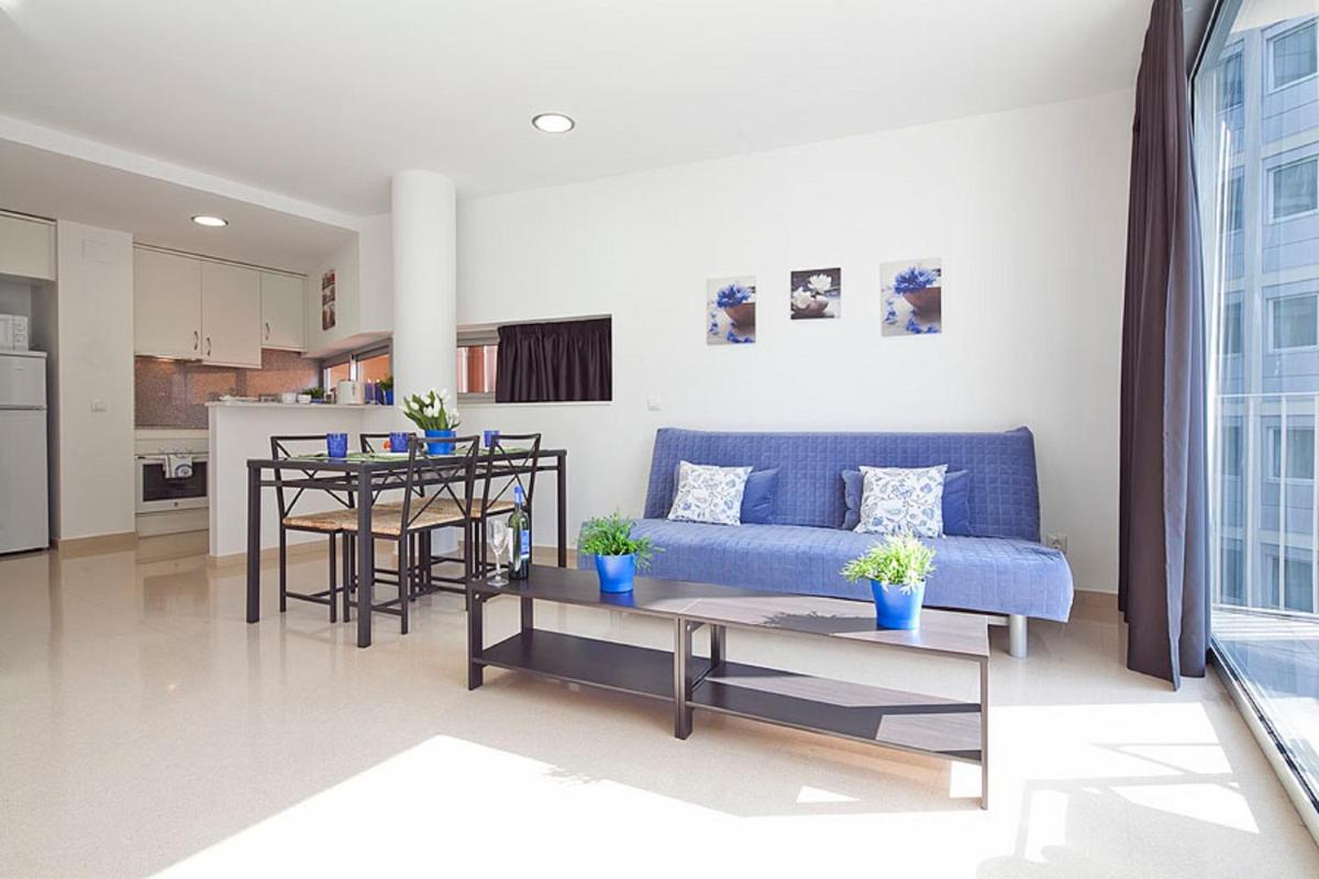 Charmsuites Paralel - Housity