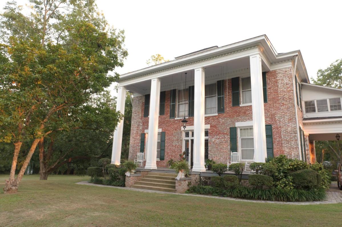 The Jackie O' House Bed and Breakfast - Housity