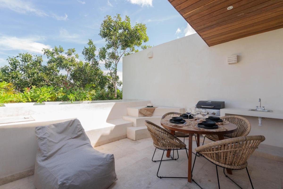 Yaxte Maya, 2BR Penthouse with Private Pool, Aldea Zama - Housity