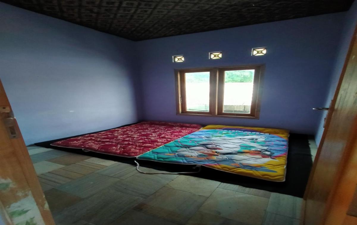 BINAKARYA HOMESTAY SYARIAH - Housity