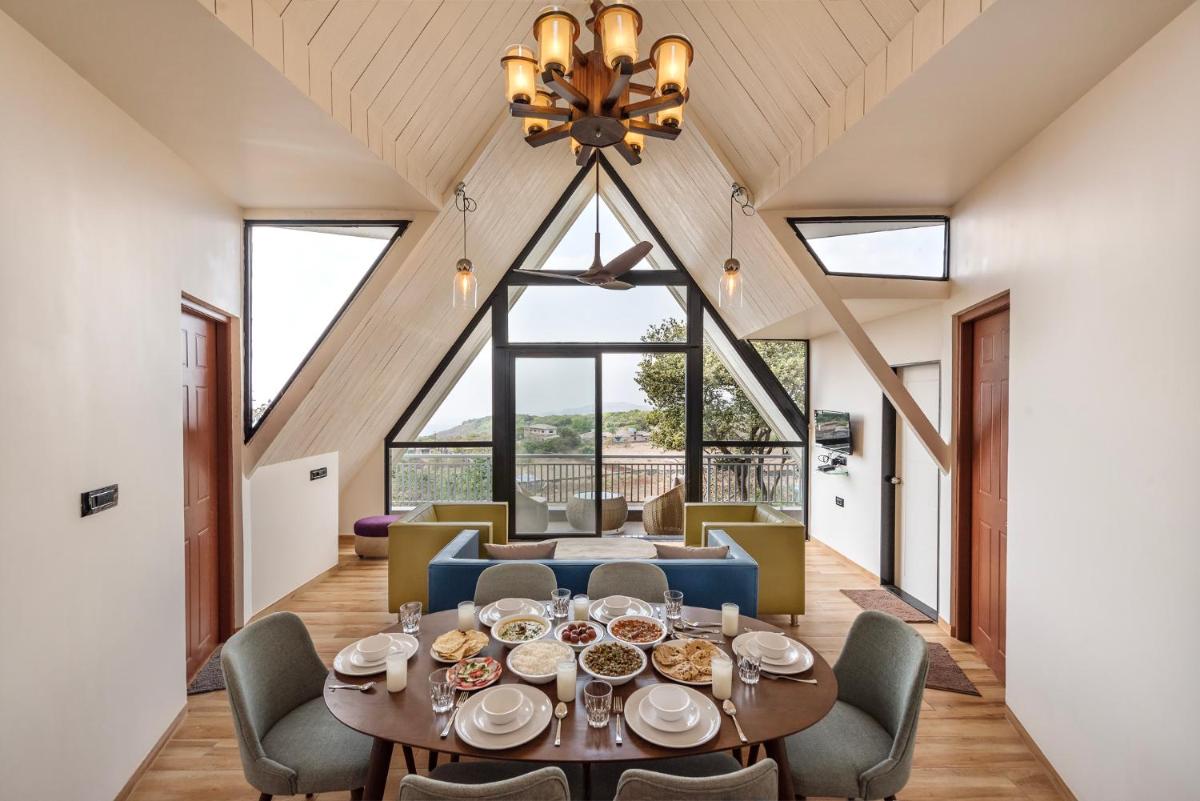 SaffronStays Harrier Crest, Lonavala - A Frame villa with bathtub serving delicious veg food - Housity
