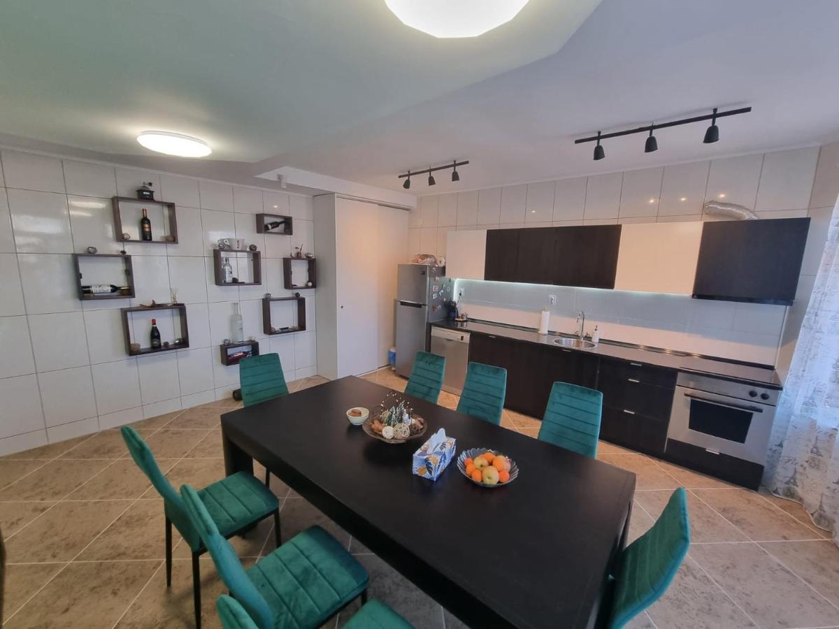 Vila Matei - Housity