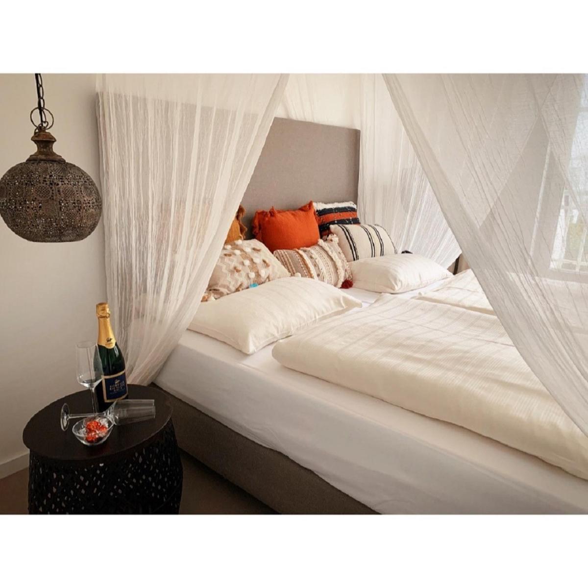 Classic Hotel Kaarst - Housity