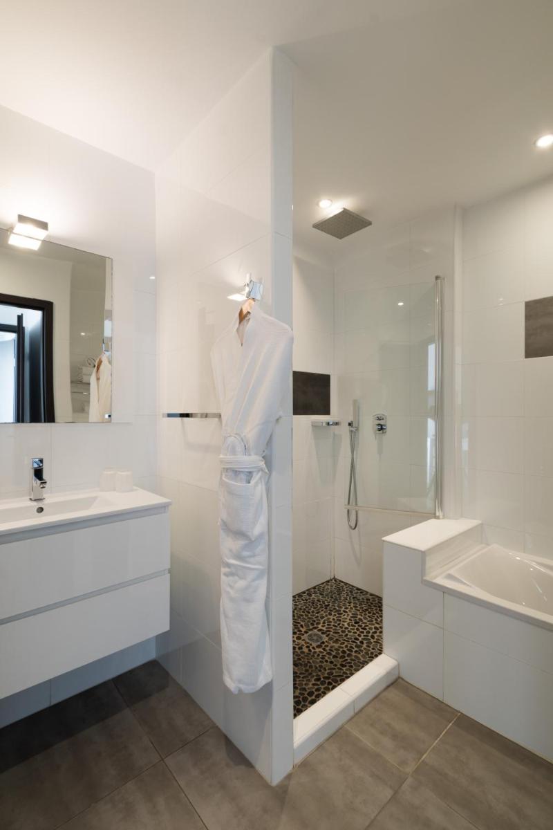 Salle de bains dans l'établissement Résidence Dary