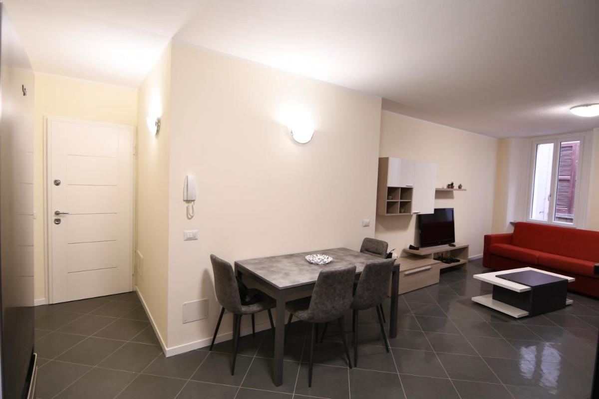 Patty & Bleto House - Housity