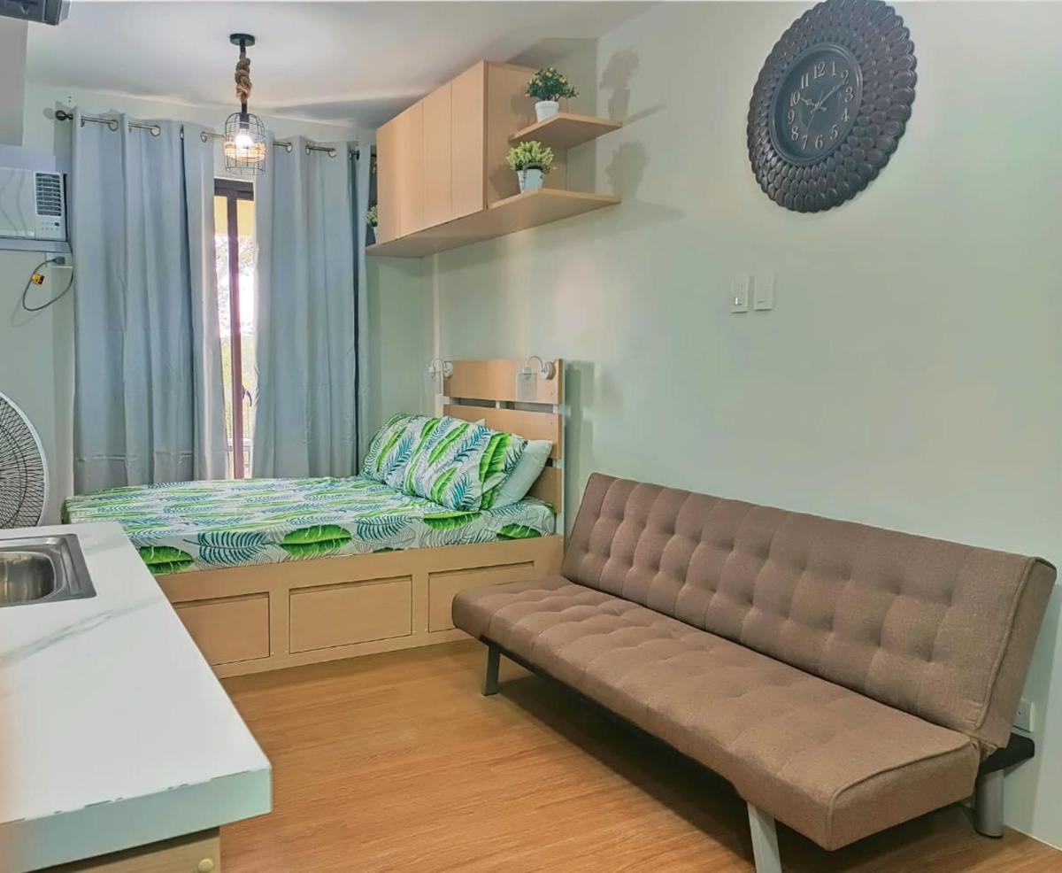 Eric Paul's condo in tagaytay - Housity