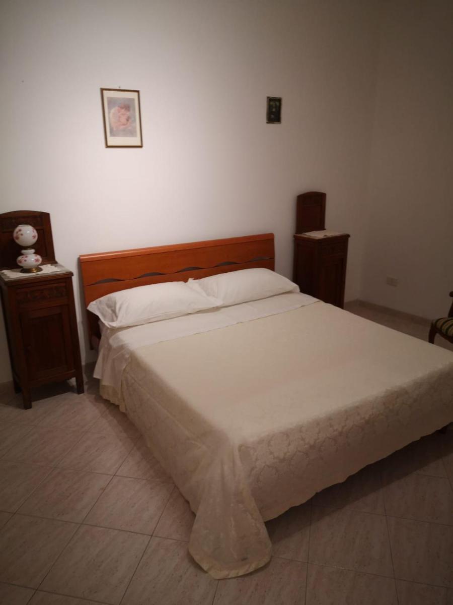casa vacanza riserva Valli Cupe porta del parco Sersale-Sila - Housity