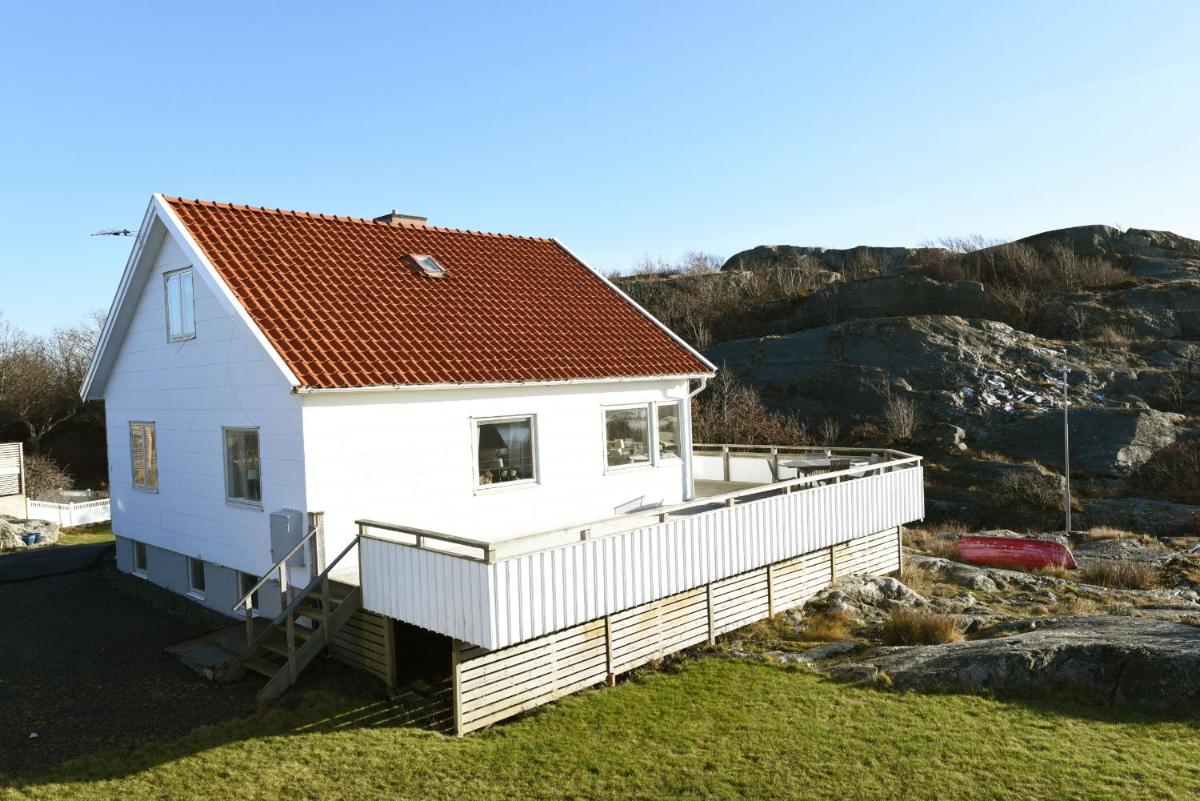 Cozy accommodation on beautiful Donso - Housity